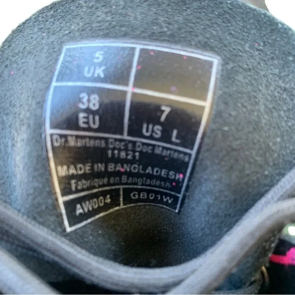 DR. MARTENS Black & Pink Combat Boots - Size 7 - Picture 5 of 8